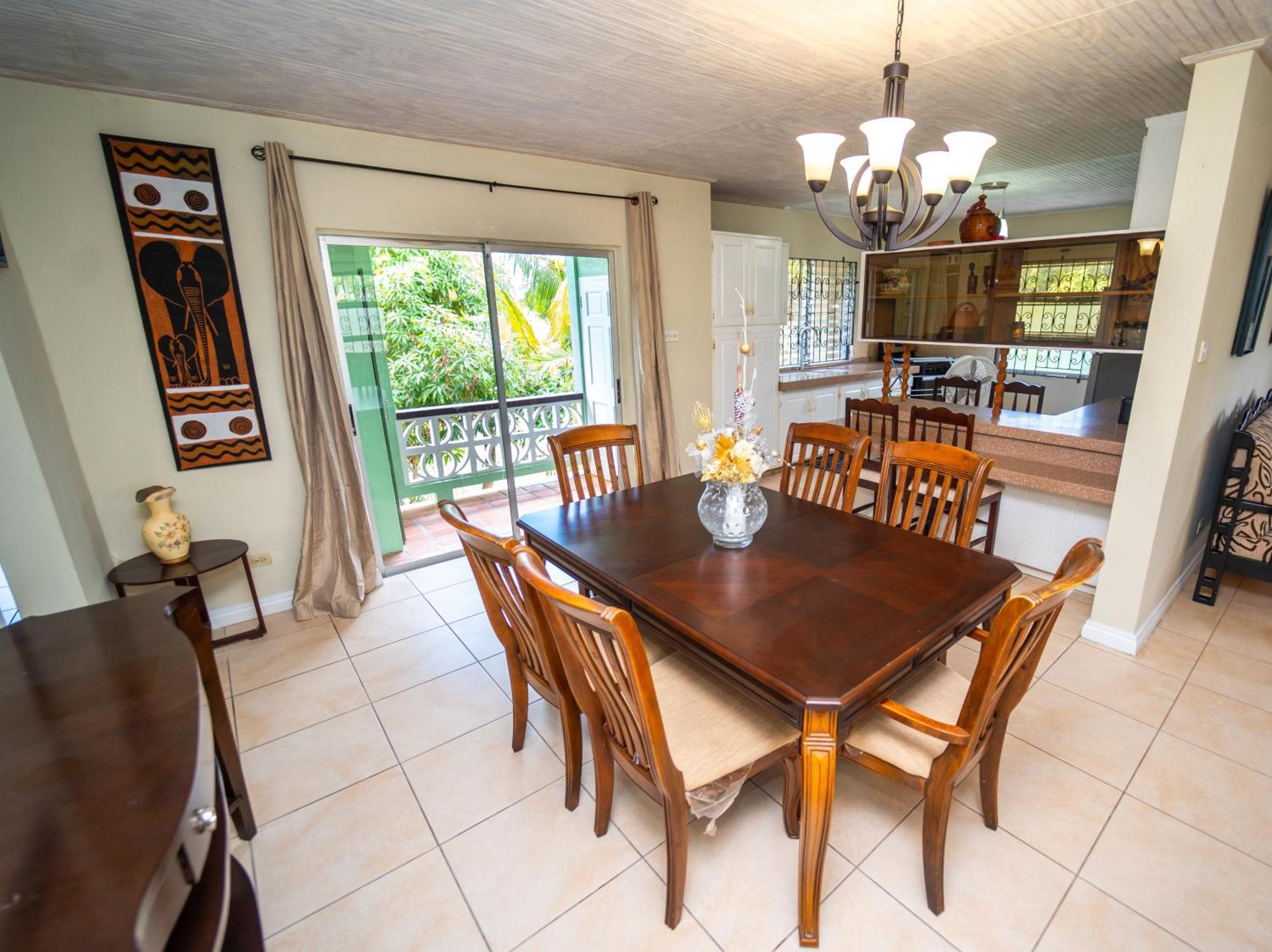 Spacious 3-Bedroom Home - Regency Park Bridgetown Bagian luar foto